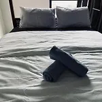 Neu Suites Cozy Family House Klcc