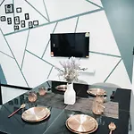 Neu Suites Cozy Family House Klcc